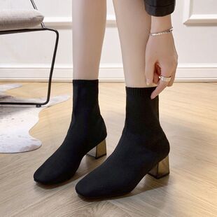 秋冬小短靴女粗跟中跟马丁靴方头短筒女靴2025新款韩版百搭瘦瘦靴