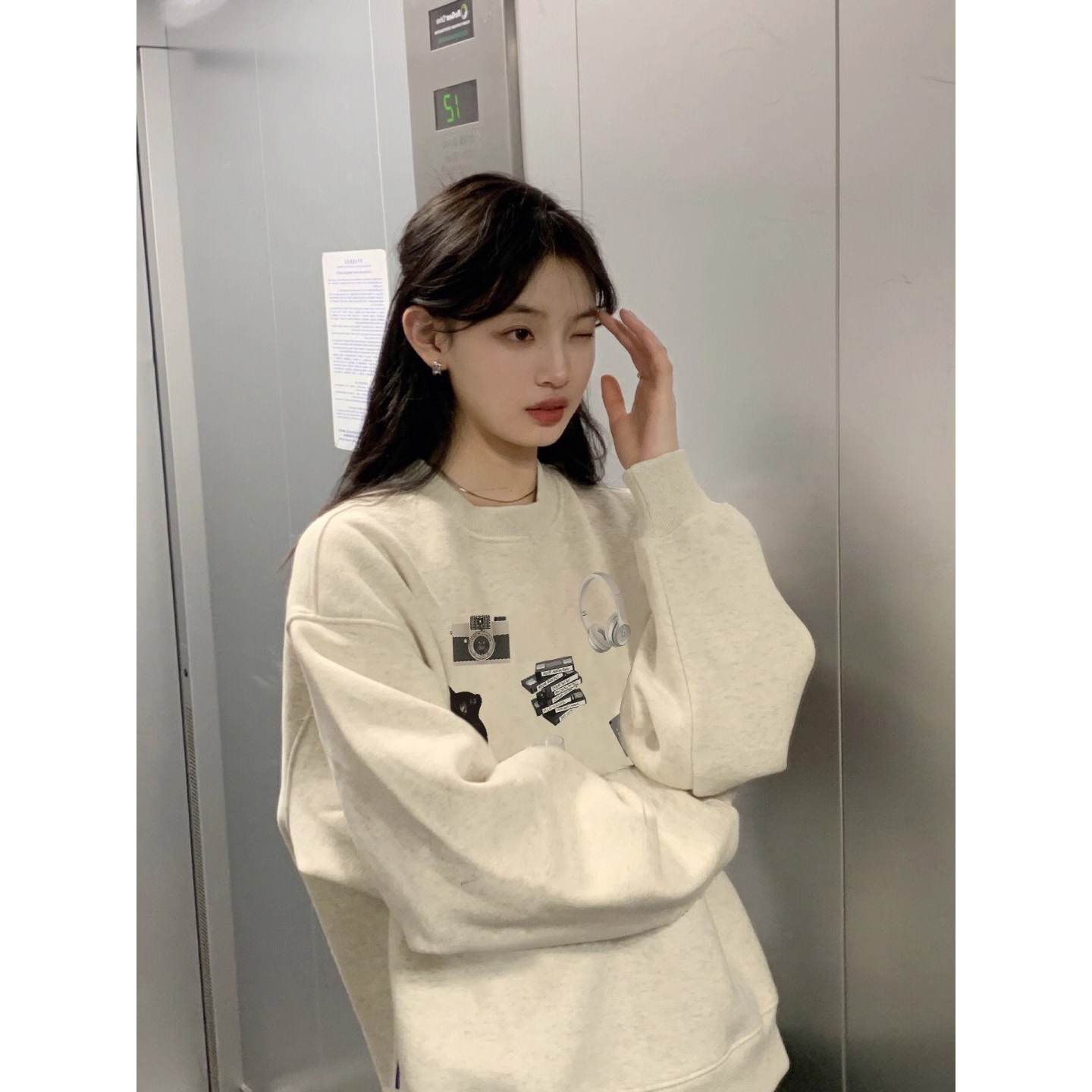 灰色卫衣外套女新款秋冬季显瘦正肩宽松圆领无帽长袖上衣