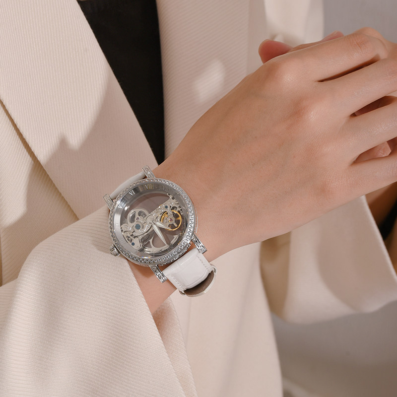VRQ唯诺其初心镂空手表女小众白色时尚女机械表高级感送女友礼物