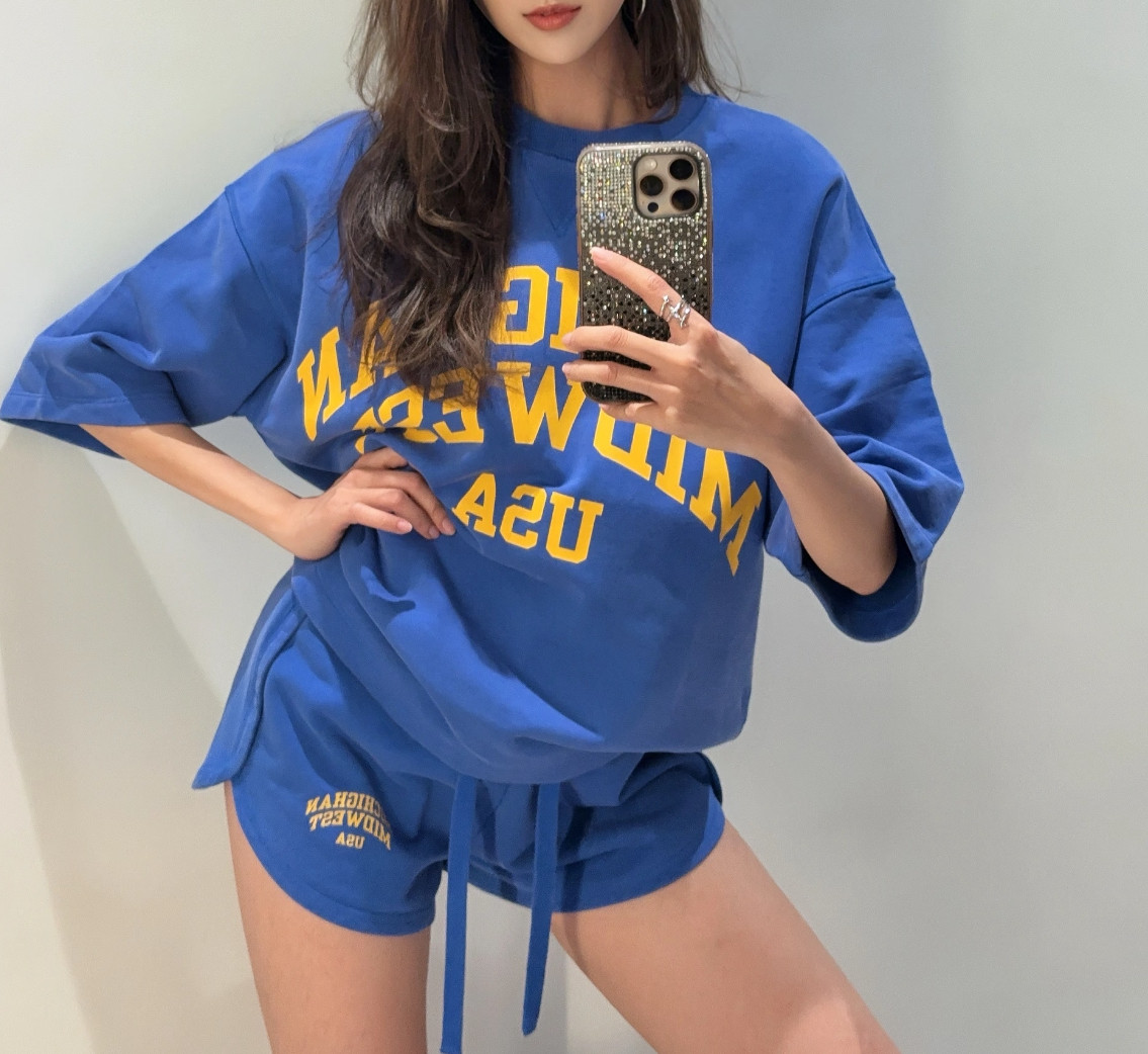 新款夏季短袖蓝色印花宽松T恤水洗效果上衣短裤女
