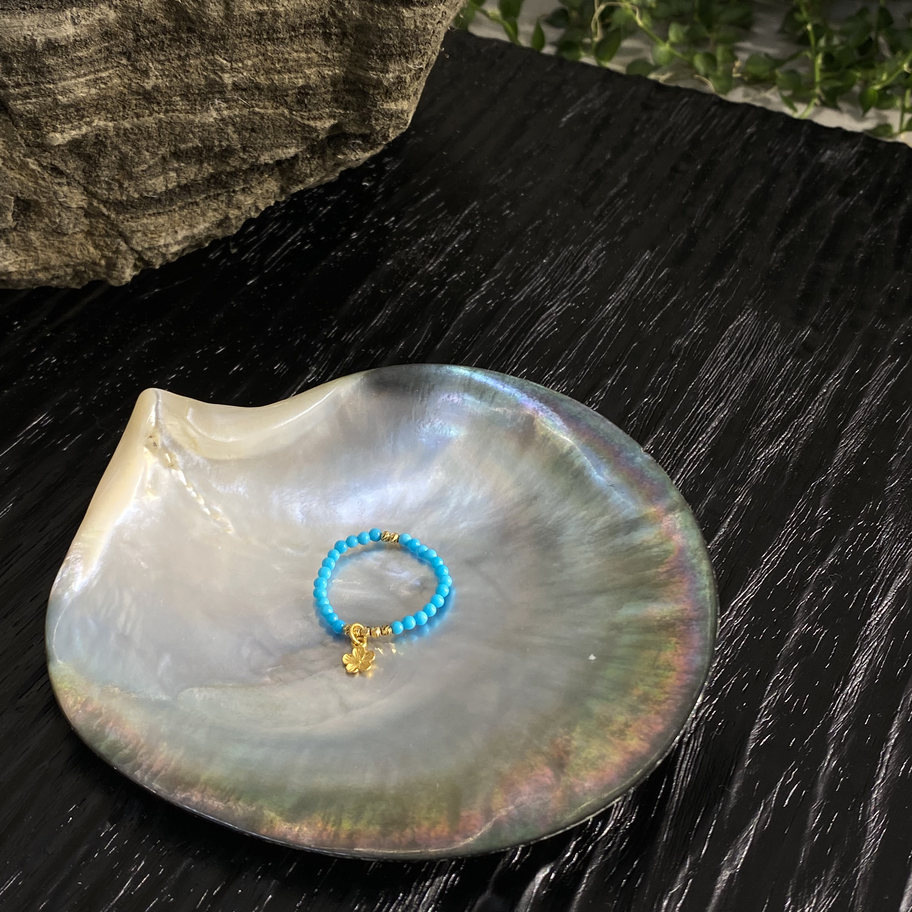 安伯曼美松豆豆18K金螺纹豆豆樱花弹力戒指