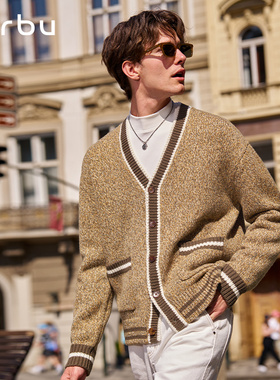 MrBu布先生V领开衫长袖男外套绵羊毛古铜金撞色保暖牛角扣KT16656