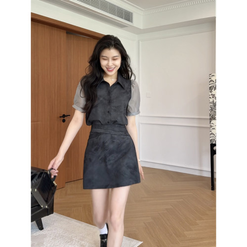 张阿星【雾色佳人】时髦摩登高级感撞色拼接短袖衬衫+高腰A字半裙