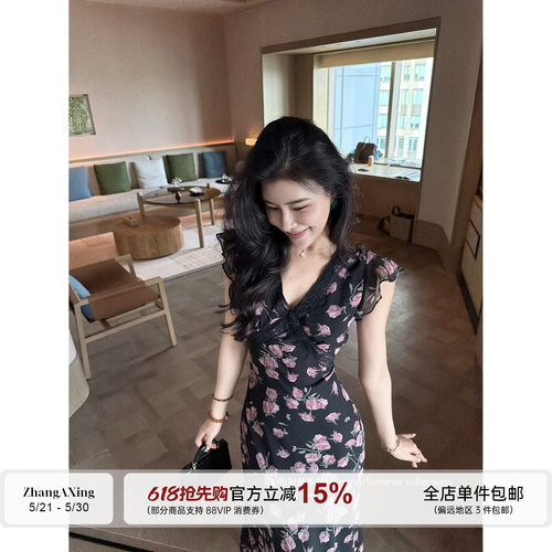 张阿星【玫瑰私语】法式V领度假风玫瑰碎花收腰绝美显瘦连衣裙