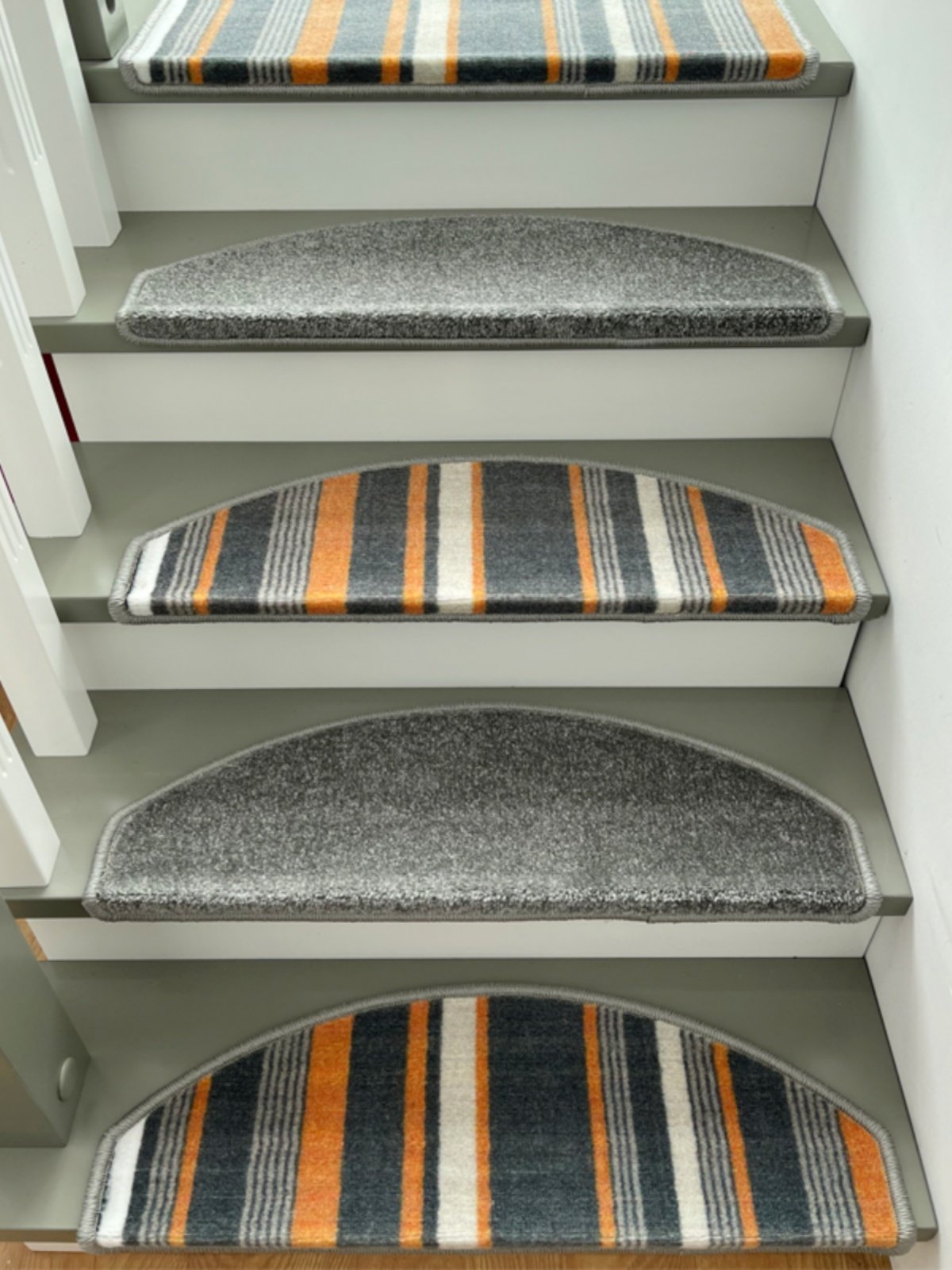 现代简单纯色防滑木楼梯台阶垫无胶自粘家庭全阶梯地毯地板垫定制