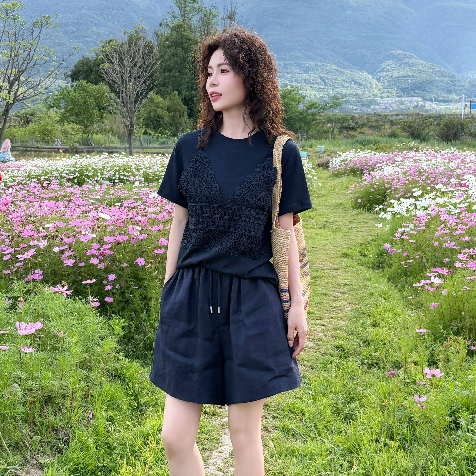 几里与麻夏日温柔复古重工T恤图片