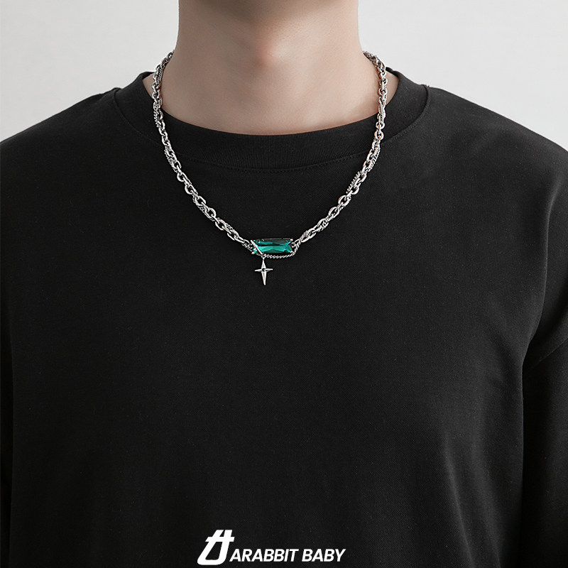 钛钢古巴链男女绿钻项链