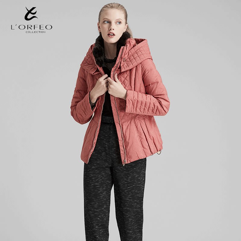 lorfeo/奥菲欧羽绒服收腰短款冬季外套毛领带帽简约时尚保暖外套