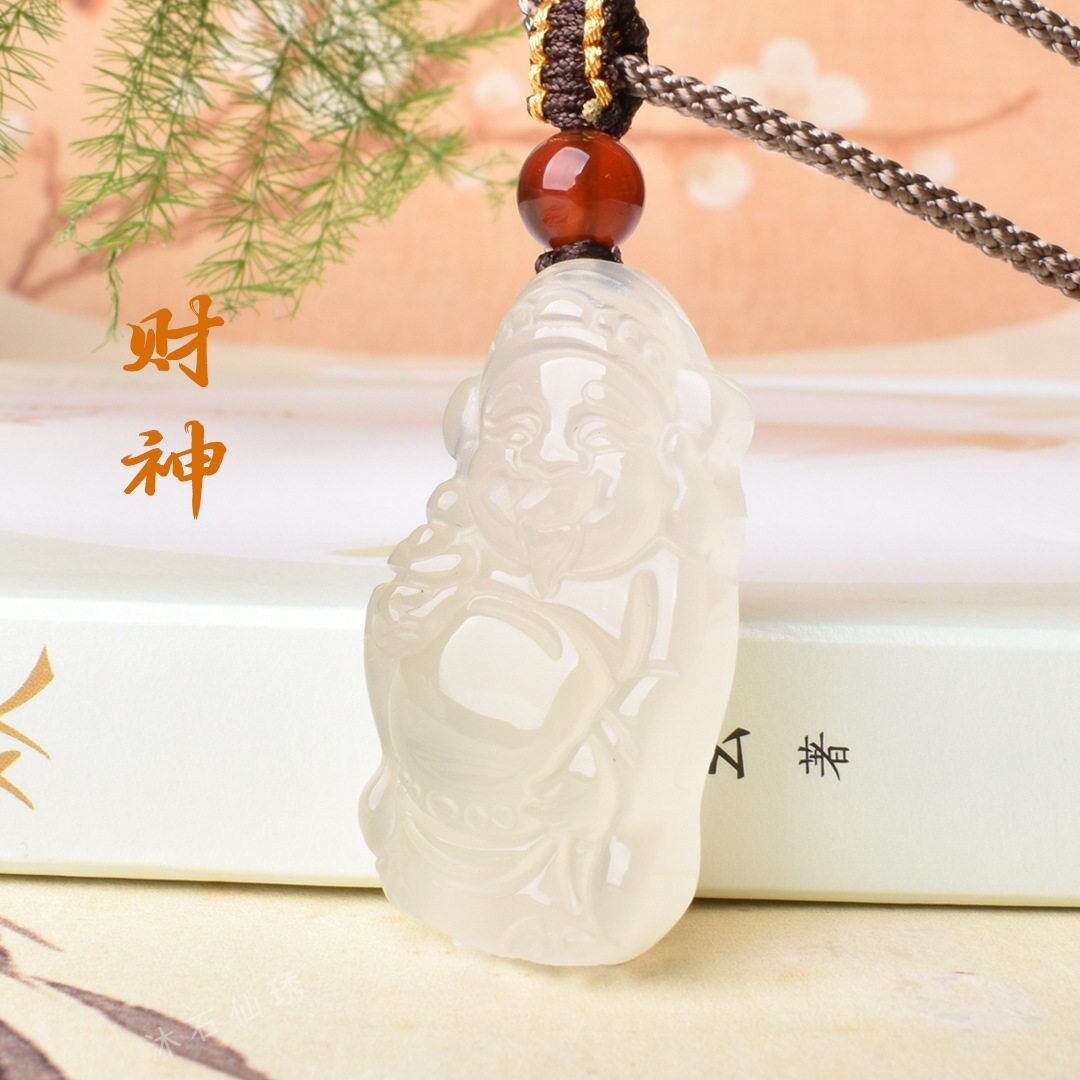 玉髓玛瑙玉吊坠财神挂件项链荔枝白饰品民族风精致气质国风日常