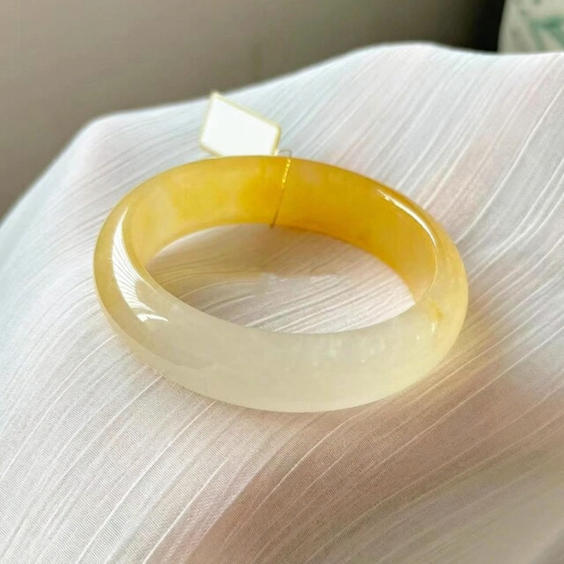 天然黄龙玉手镯女款金丝玉镯附