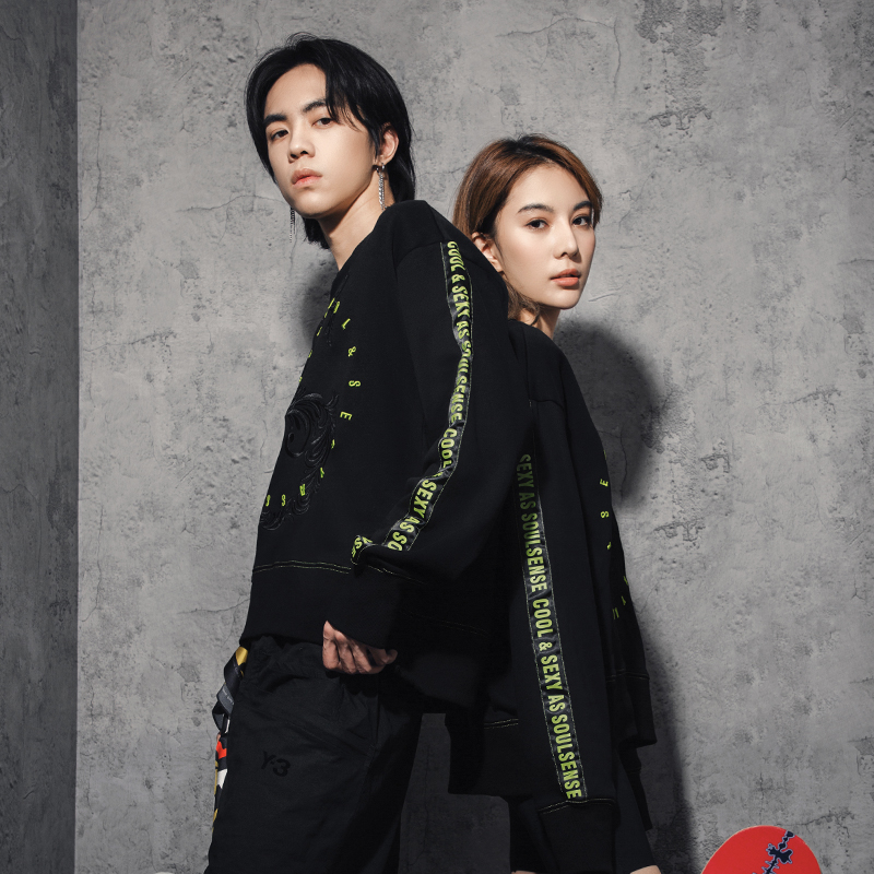 潮牌限量夜行者时尚同款圆领卫衣