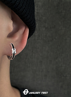 耳环2022年新款潮秋冬银针H字母单只耳钉男ins小众高级感耳圈耳饰