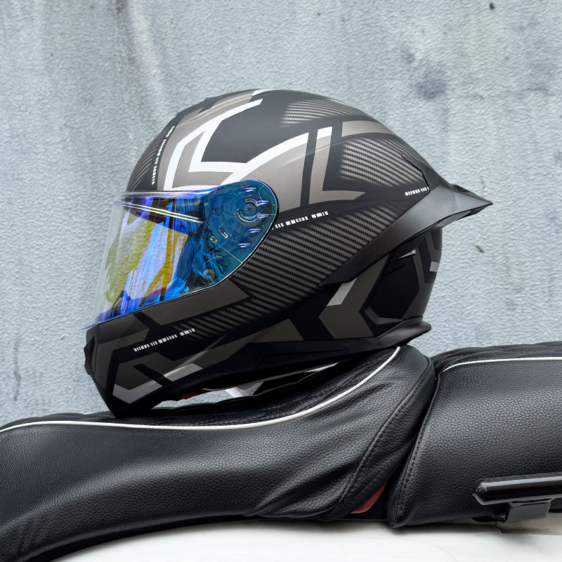 Orz摩托车全盔四季蓝牙大尾翼