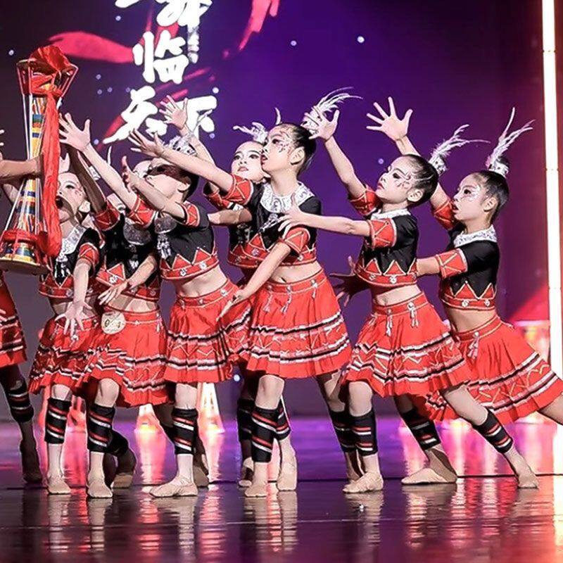 黎族瑶寨阿妹演出服少数
