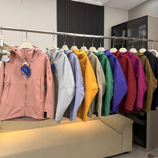 鸟家软壳王者！户外山系情侣火山岩加绒防风防水冲锋衣登山服外套