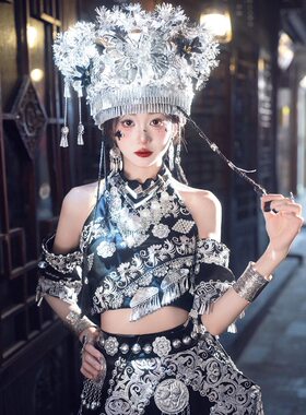 苗族苗疆少女舞蹈服装写真旅拍服饰云南贵州土家族婚纱民族风摄影
