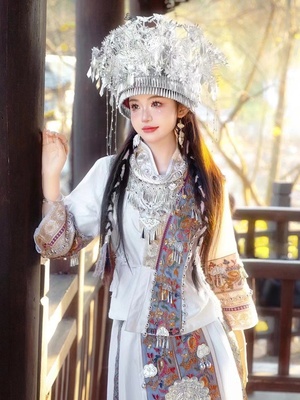 苗族苗疆少女舞蹈民族演出影楼贵州云南民族舞台摄影服饰旅拍影楼
