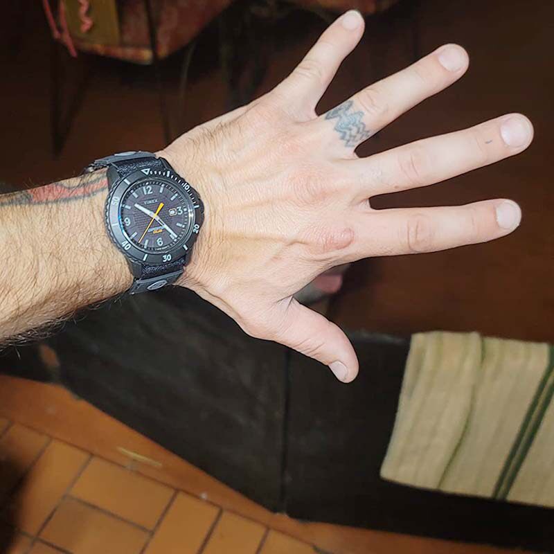 海外代购正品Timex天美时 军绿led 夜光45毫米男士星期太阳能腕表