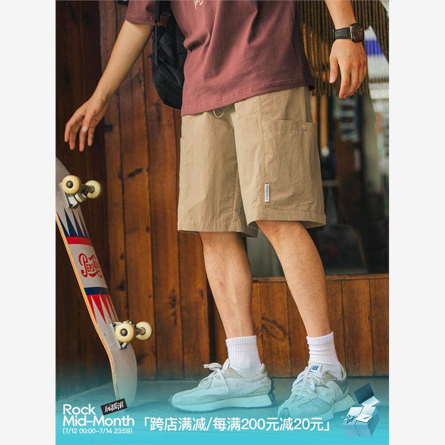 吕小虎日系多口袋卡其色