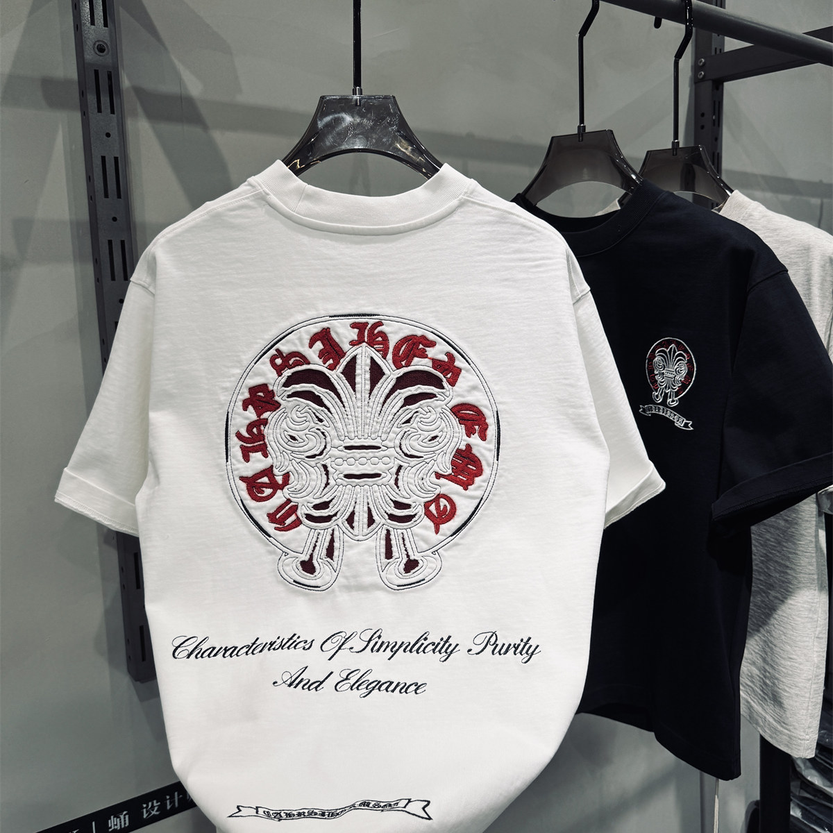 潮牌梵文十字架印花短袖T恤