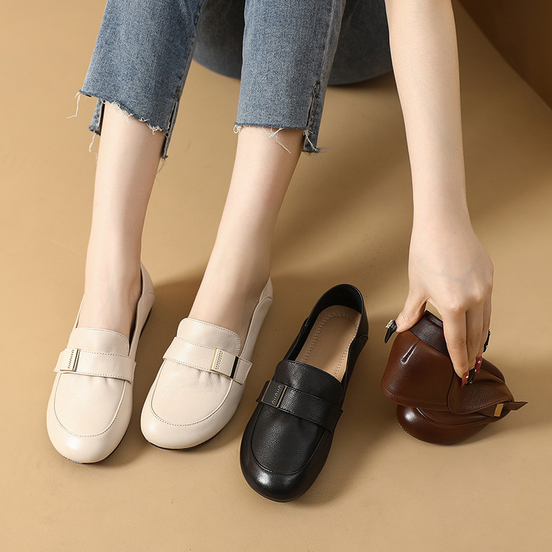 真皮女士皮鞋软皮软底妈妈款单x鞋加肥脚宽脚胖大尺码女鞋子41一4