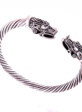 手链可以掰来改变尺寸不会折断 龙头开口手镯