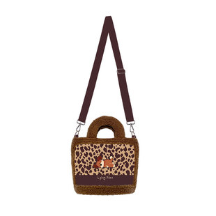 尼睿原创奶咖躺平小狗羊羔绒画框单肩斜挎手拎休闲百搭女包Z094