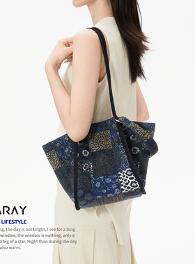 尼睿冬季新款文艺复古几何花镜单肩包时尚设计感大容量元宝包Q310