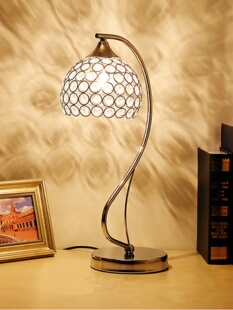 致威卧室床头婚庆礼品店现代简约创意温馨装饰家居调光水晶台灯