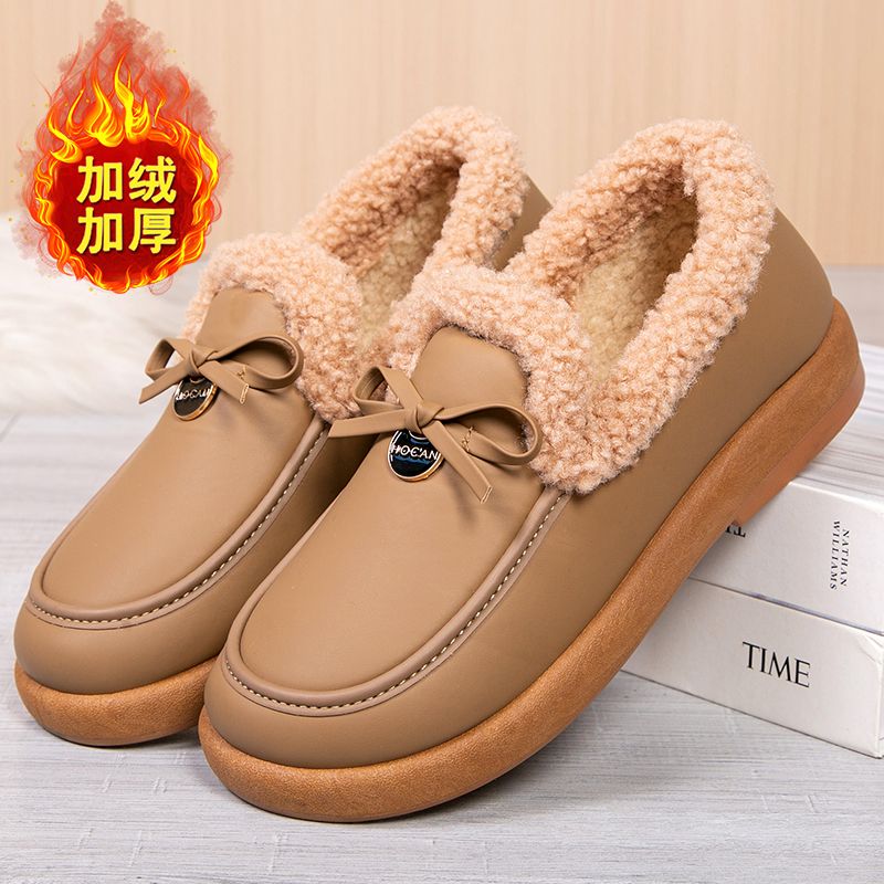 新款软底皮面豆豆鞋舒适百搭棉鞋一脚蹬防滑保暖洋气超软雪地靴