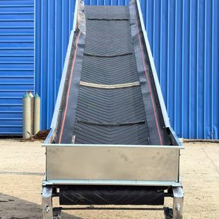 新款输送机围挡机散料防漏粮食沙石草料传送带升降式折叠式输送机