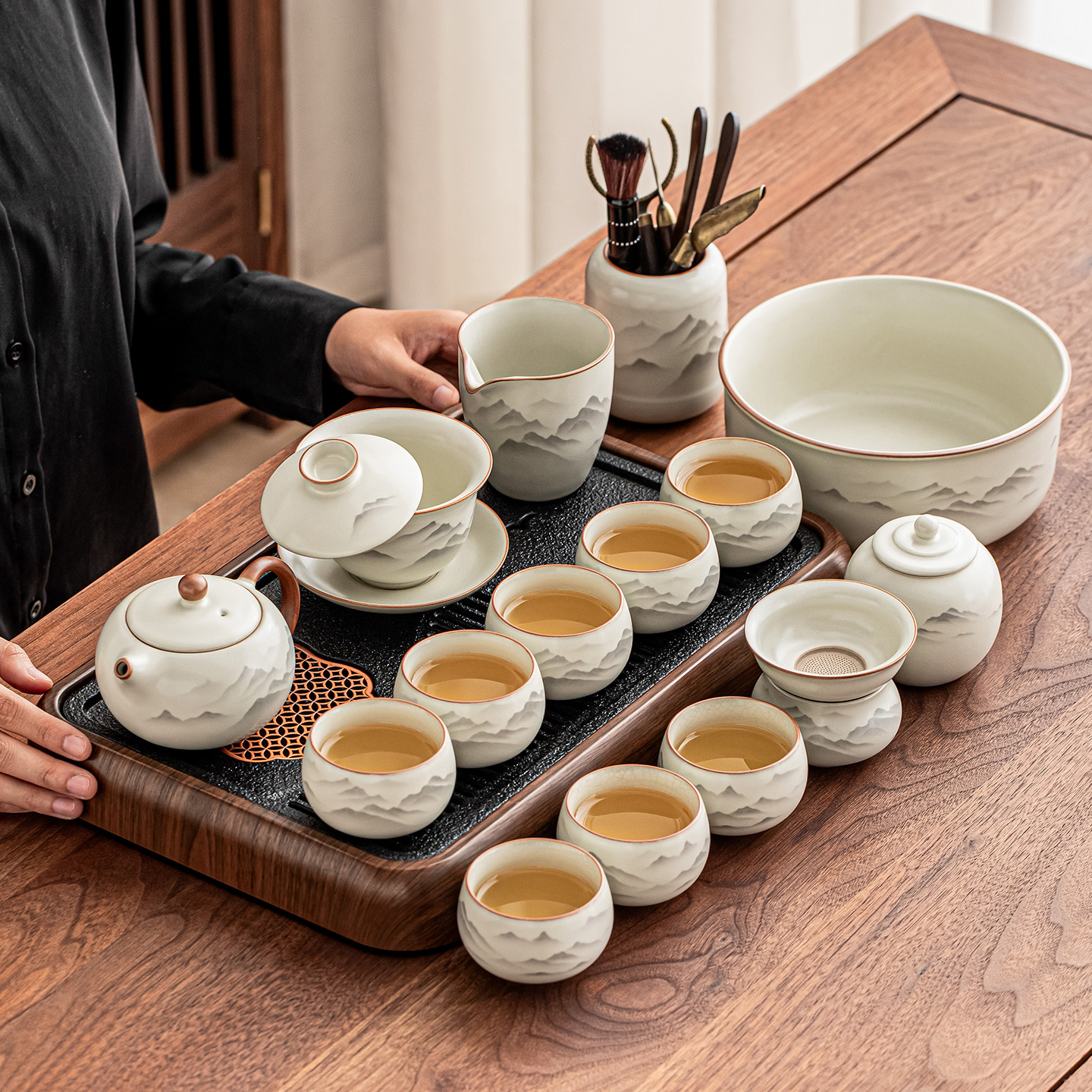 米黄汝窑水墨远山功夫茶具套装家用防烫高档陶瓷泡茶壶茶杯办公室图片