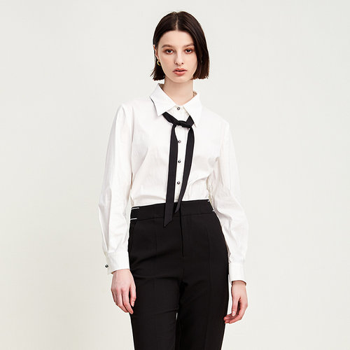 SOMSOM/索玛秋季新款立体剪裁翻领黑色领带装饰气质通勤长袖衬衫