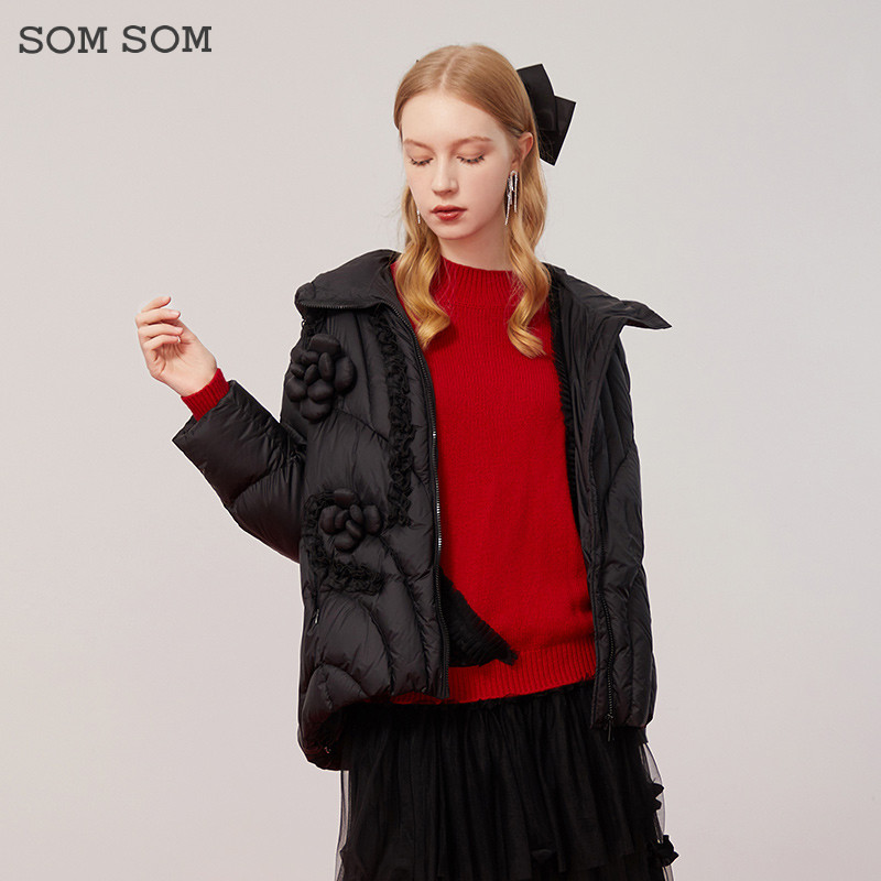 SOMSOM/索玛羽绒服女小个子连帽保暖黑色上衣冬季鸭绒轻薄外套女
