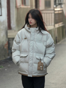 本上原2023冬款纯色贴标装饰连帽棉衣日系复古宽松棉服男女送挂袋