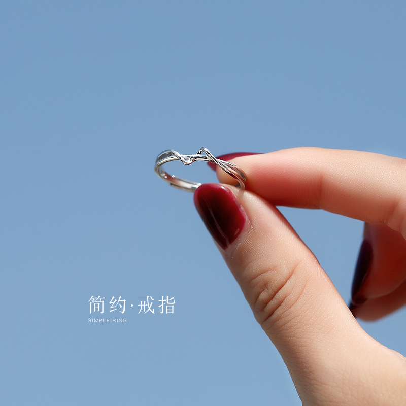 简约线条戒指小众设计