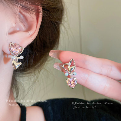 srrmhyn银不对称珍珠锆石爱心耳环女时尚气质设计感耳钉个性冷