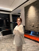 法式 蕾丝钩花显瘦上衣