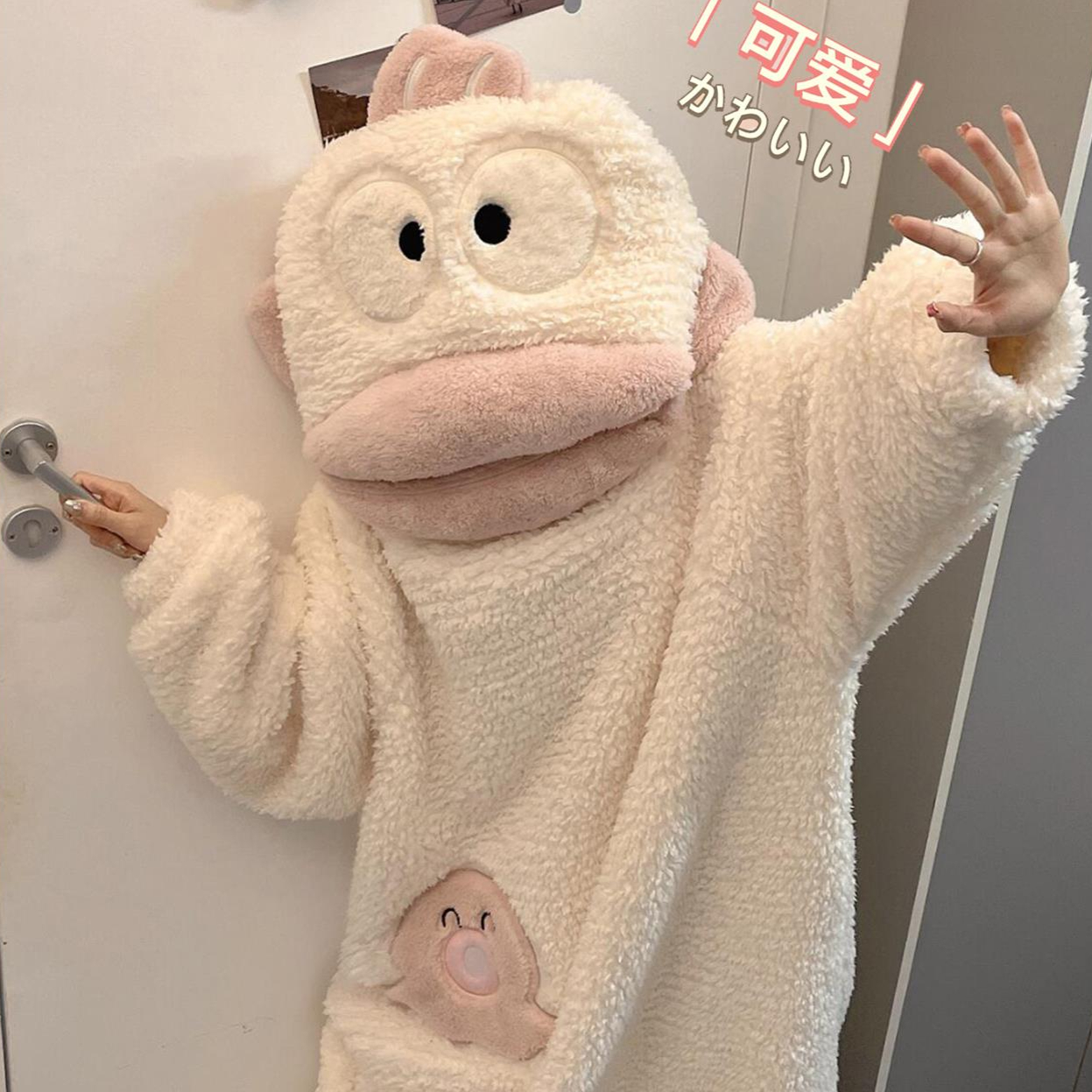 睡衣女孩初中生丑鱼白色小丑鱼睡袍女冬季新款珊瑚绒加厚连体