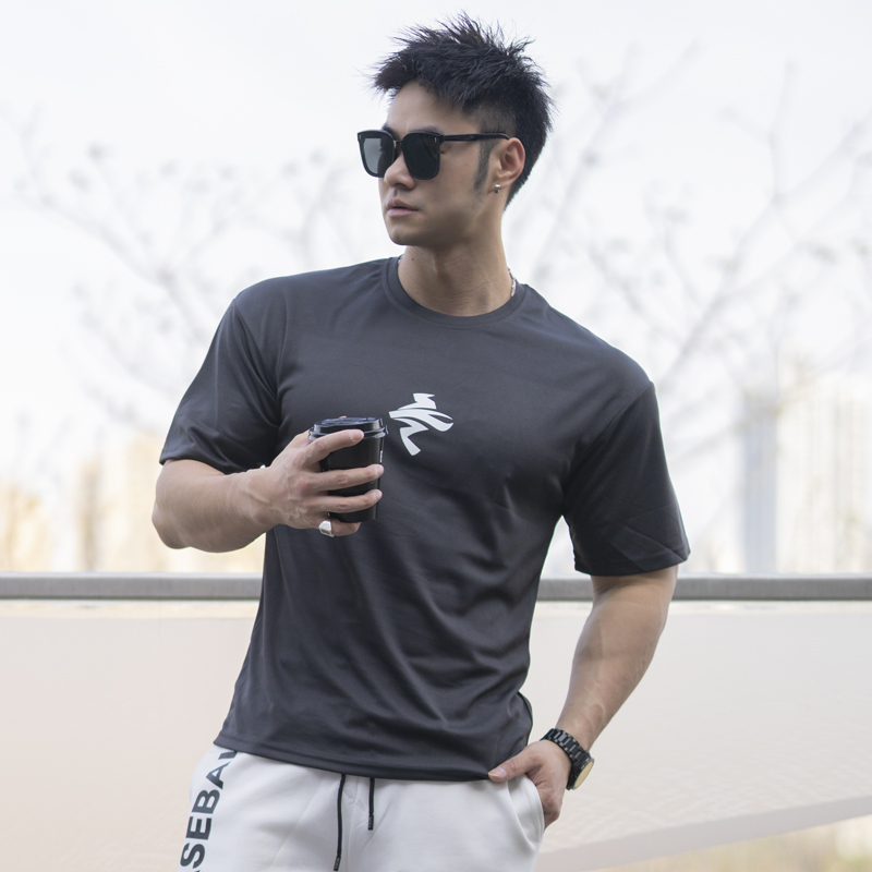 迈霸短袖t恤男宽松加大码
