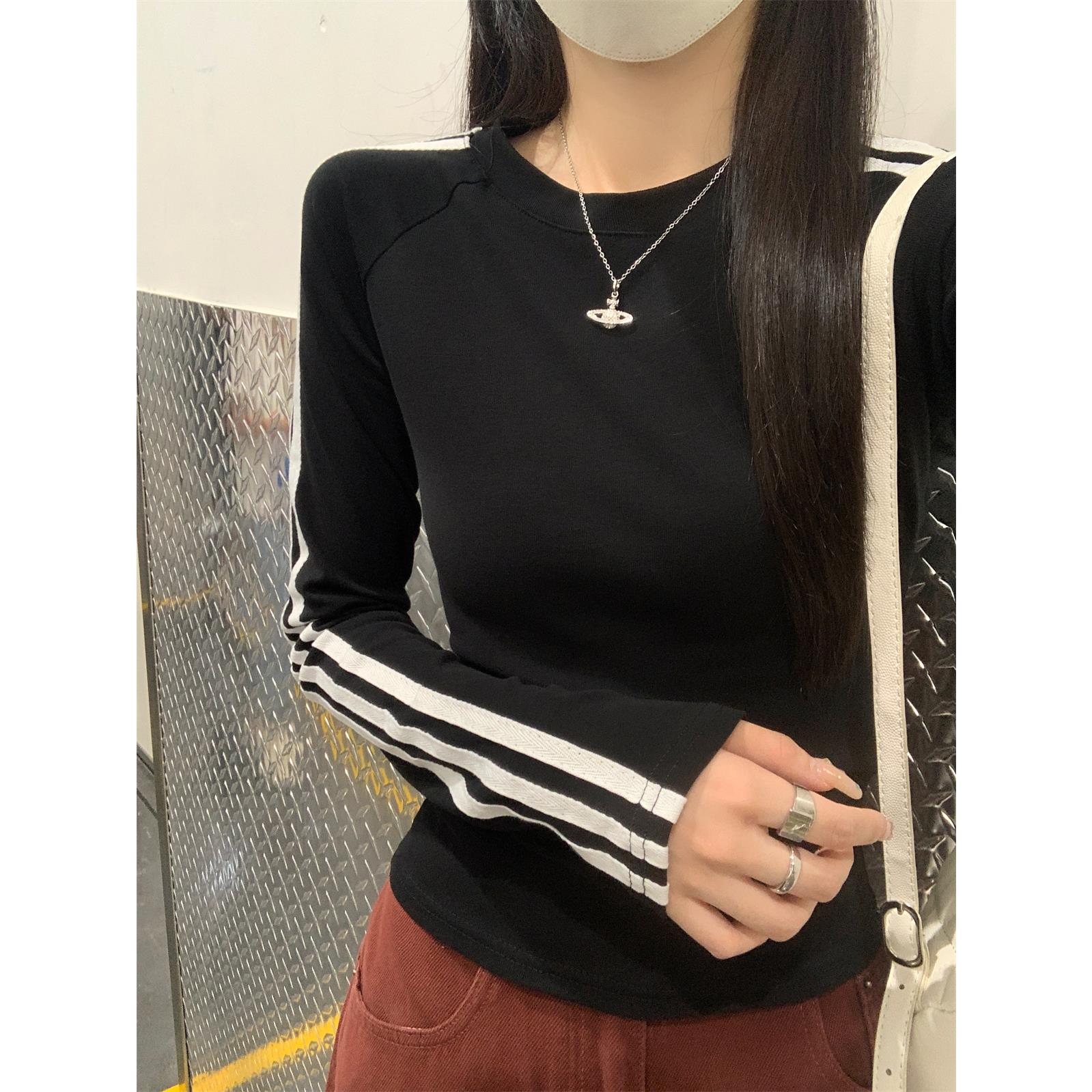 美式辣妹条纹白色长袖T恤女秋季2025撞色修身插肩内搭打底衫上衣