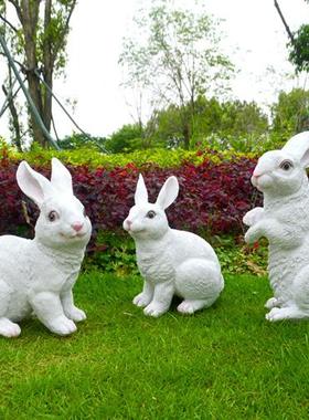 户外景区草坪玻璃钢仿真兔子摆件落地花园装饰庭院幼儿园动物雕塑