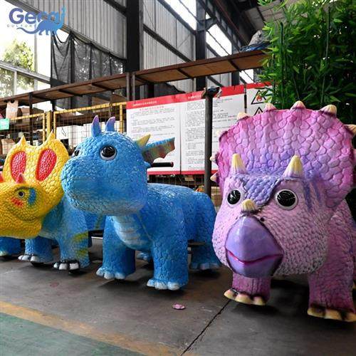 新款恐龙广场摆摊骑乘跑跑车广场儿童骑行发光乘坐车娱乐仿真恐龙