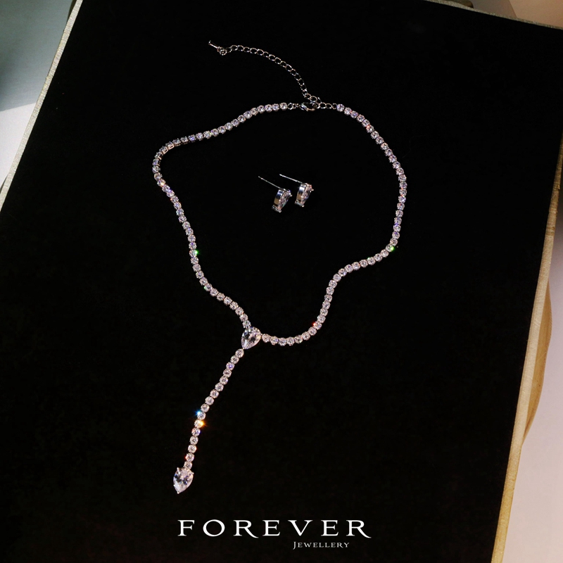 简约长款流苏项饰女轻奢锆石珠宝项链耳环套装新娘婚纱礼服饰品闪