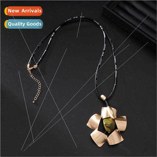 Europe Premium Flower Alloy Pendant Women mple Hundred Pair
