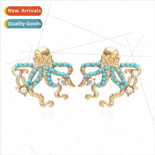 New creative resin alloy small octopus earrings pearl diamon