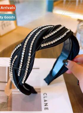 Korea retro luxury wide rhinestone cross twist high  hairpin