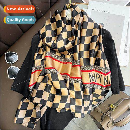 Korean  black whe checkered checkerboard letters striped sim