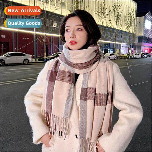 Scarf female winter senior sense plaid shawl 2023 new fall h