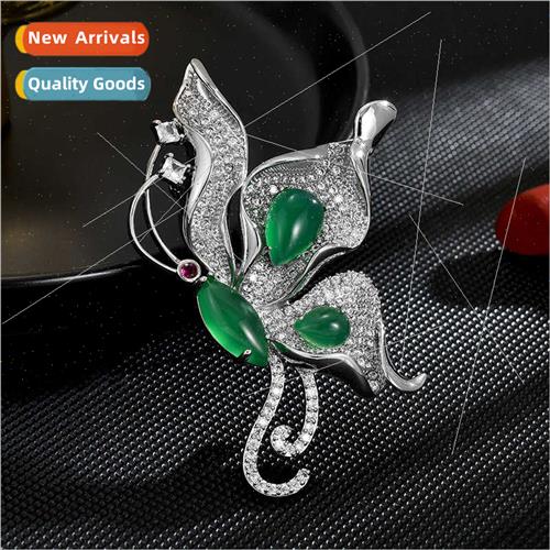 New INS green onyx agile butterfly brooch elegant delicate v